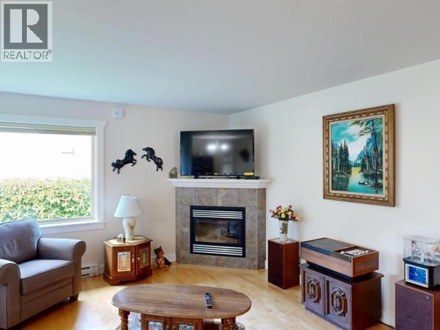 #B 6916 ABBOTSFORD STREET - 14
