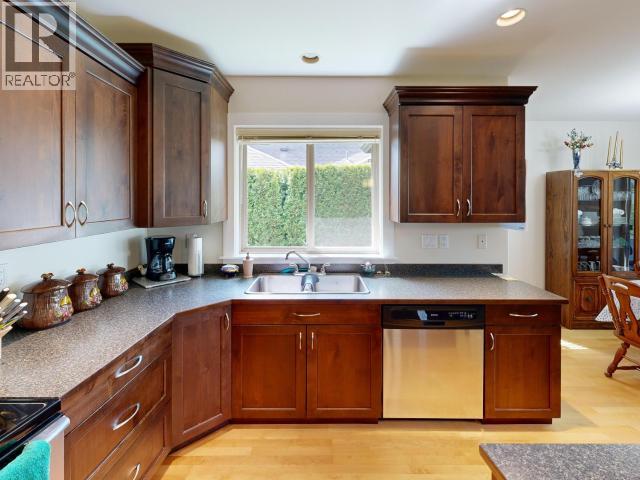 #B 6916 ABBOTSFORD STREET - Image 7