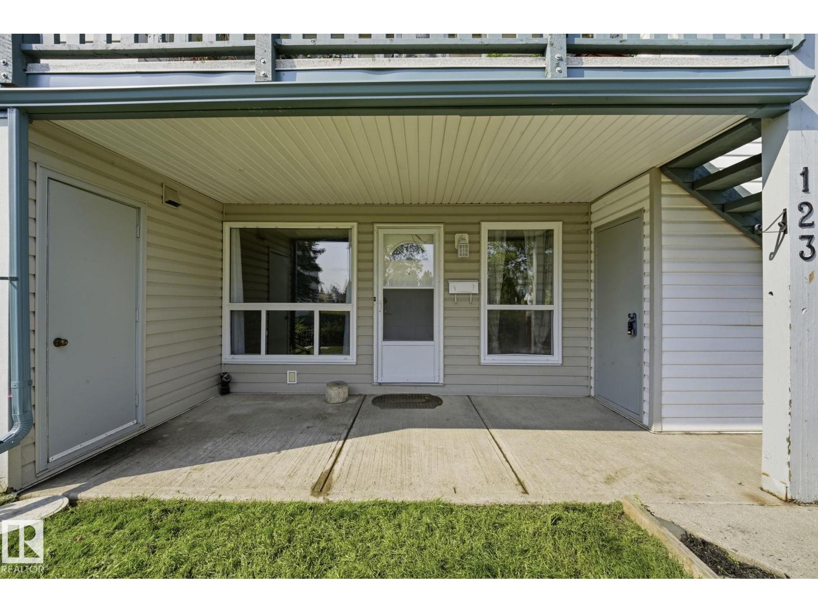 #123 2703 79 ST NW - 24