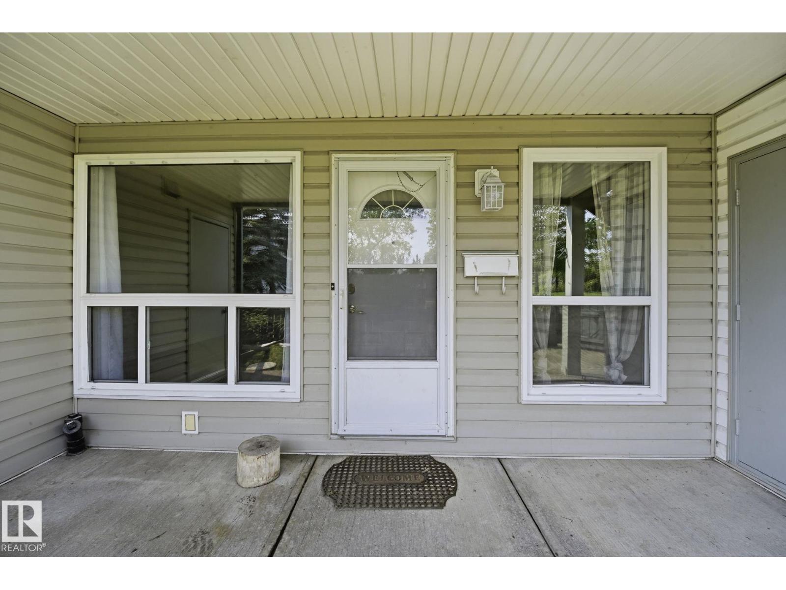 #123 2703 79 ST NW - 3