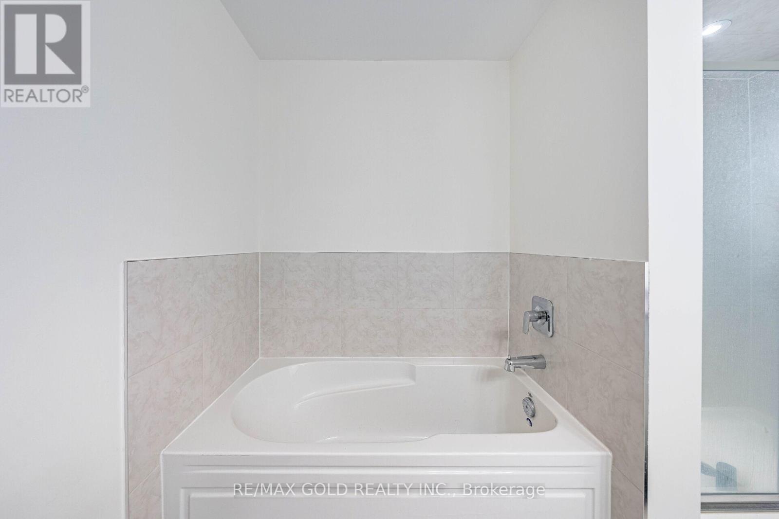 37 GEORGE BRIER DRIVE - 28