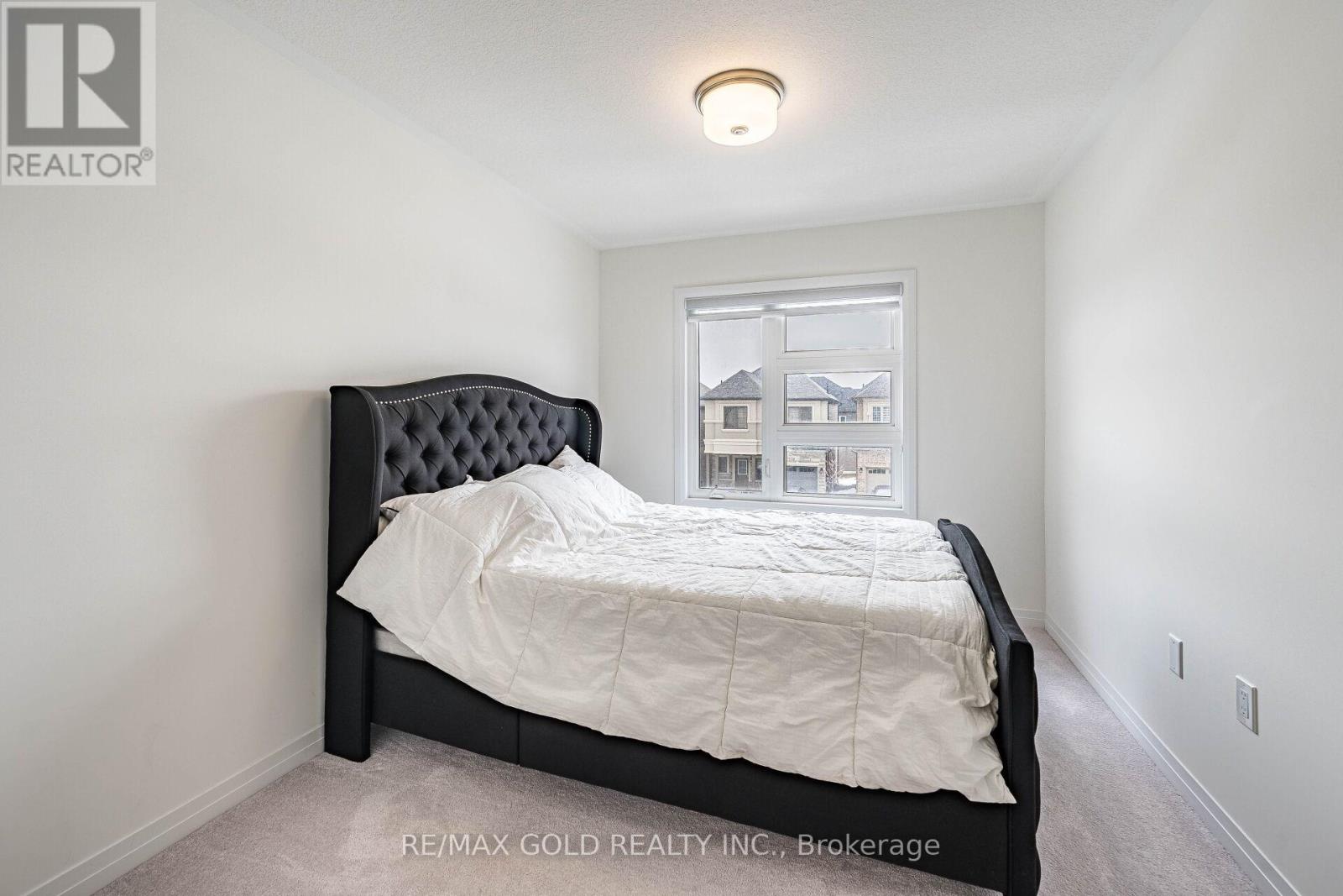 37 GEORGE BRIER DRIVE - 18