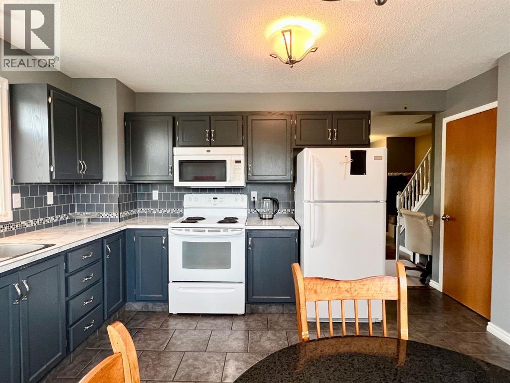 6011 54 Street — photo 10
