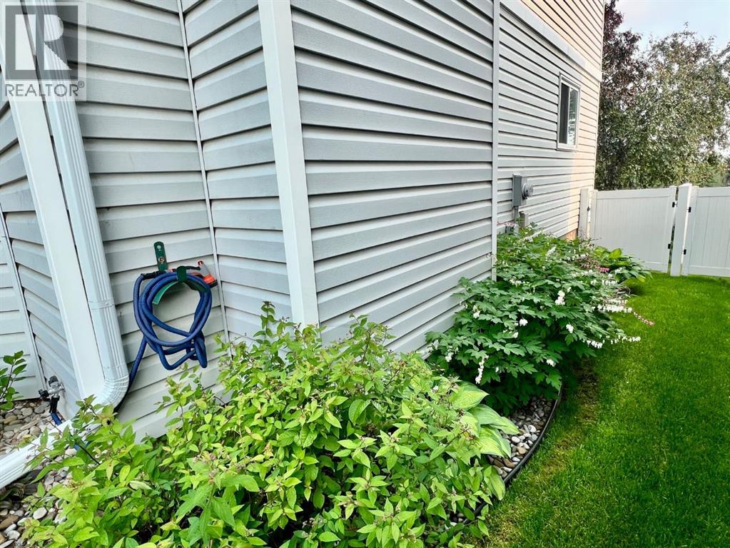 6011 54 Street — photo 37
