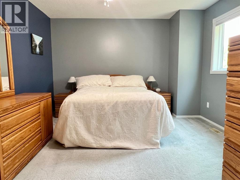 6011 54 Street — photo 13
