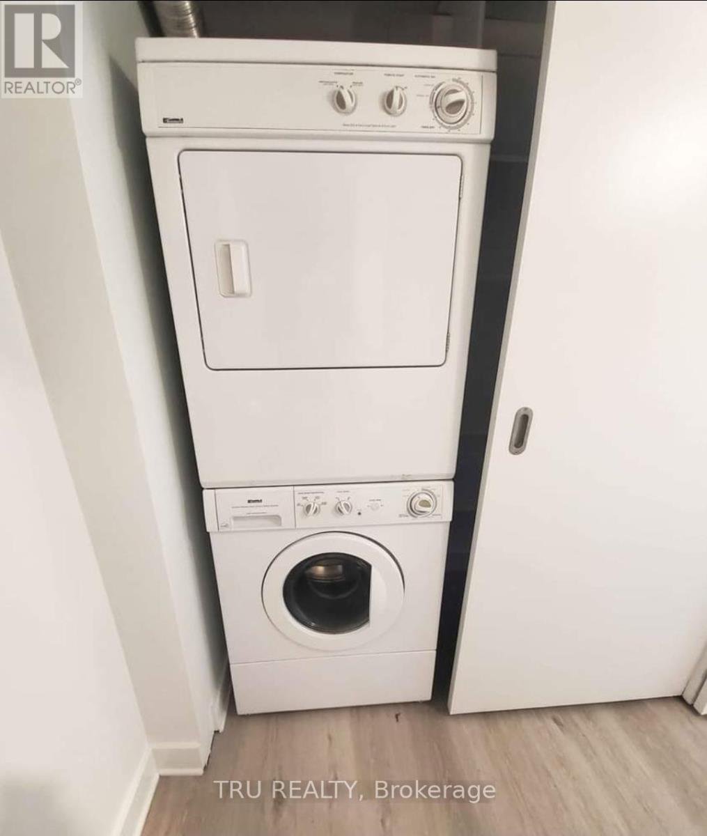 #412 383 CUMBERLAND STREET - 22