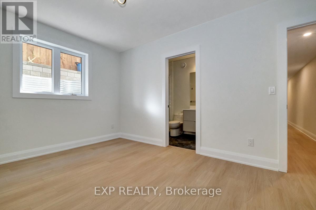 2 Bed, 2 Bath House for Rent in Ottawa – B – 533 BROADHEAD AVENUE, Ottawa – MLS# X13516682 - Image 14