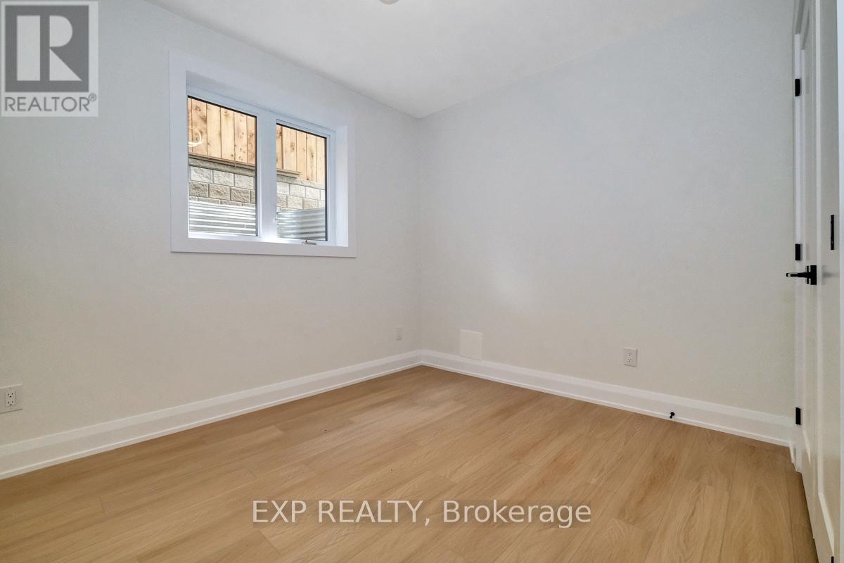 2 Bed, 2 Bath House for Rent in Ottawa – B – 533 BROADHEAD AVENUE, Ottawa – MLS# X13516682 - Image 16