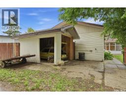 335 Broad Street, Lumsden, SK S0G3C0 Photo 54