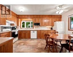 Sunroom - 335 Broad Street, Lumsden, SK S0G3C0 Photo 8