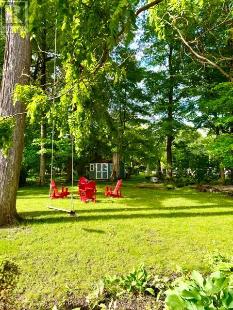 89 HOLYROOD AVENUE - 34