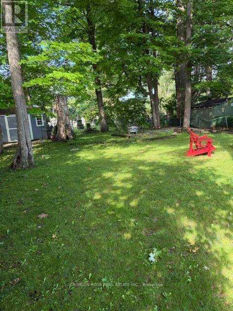 89 HOLYROOD AVENUE - 36