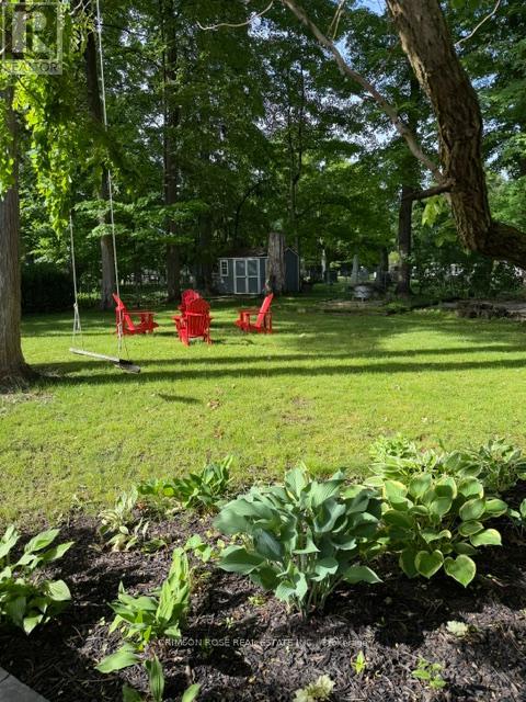89 HOLYROOD AVENUE - 37