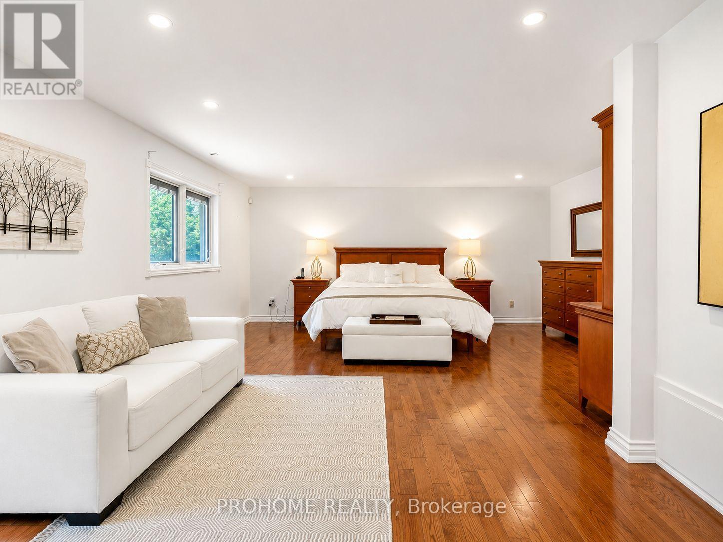16 TUSCAY COURT - 19