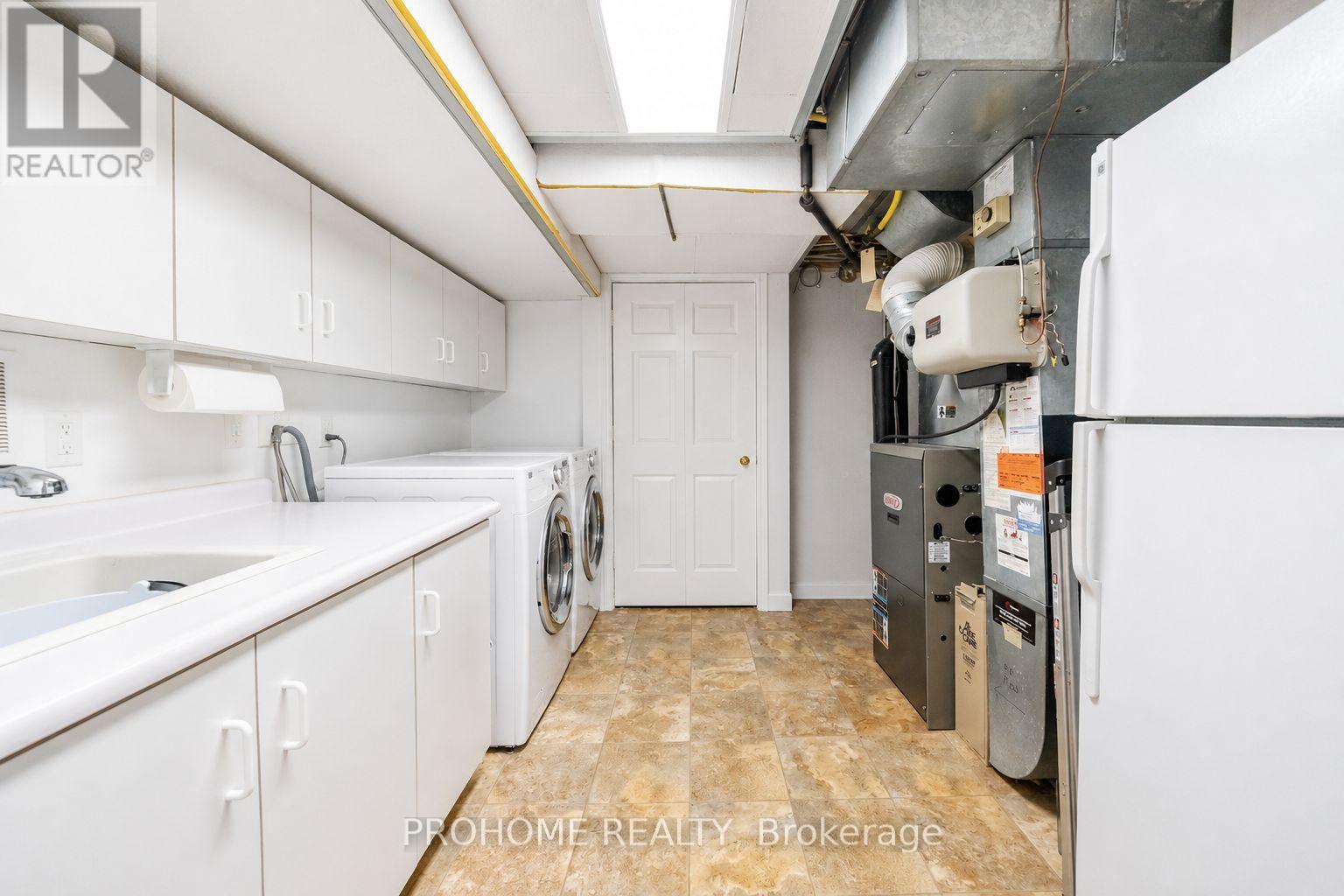 16 TUSCAY COURT - 32