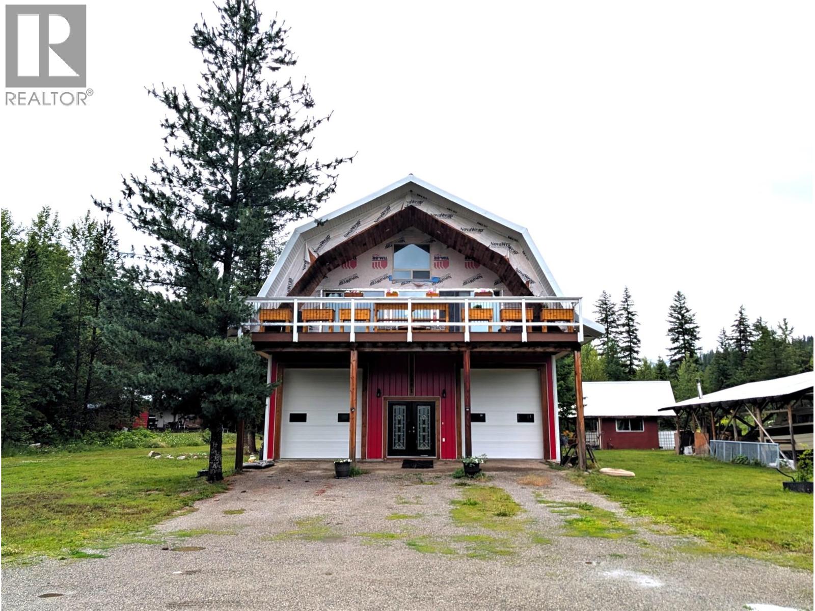10017 6 Highway, Edgewood