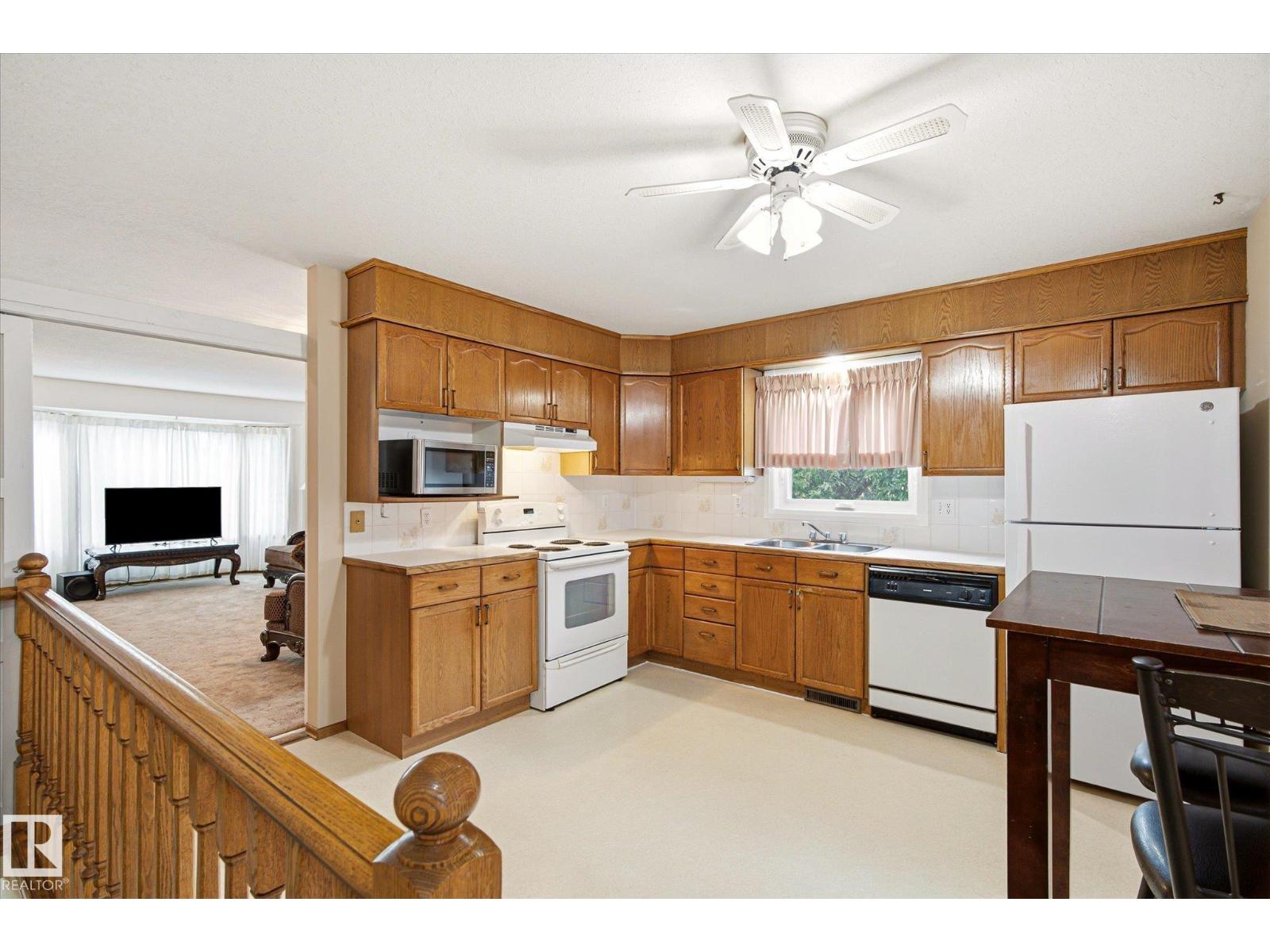 244 NORTHMOUNT DR - 8