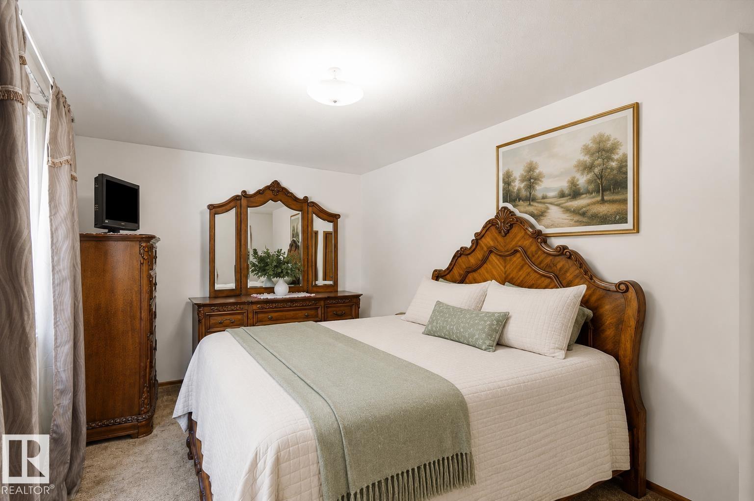 244 NORTHMOUNT DR - 15