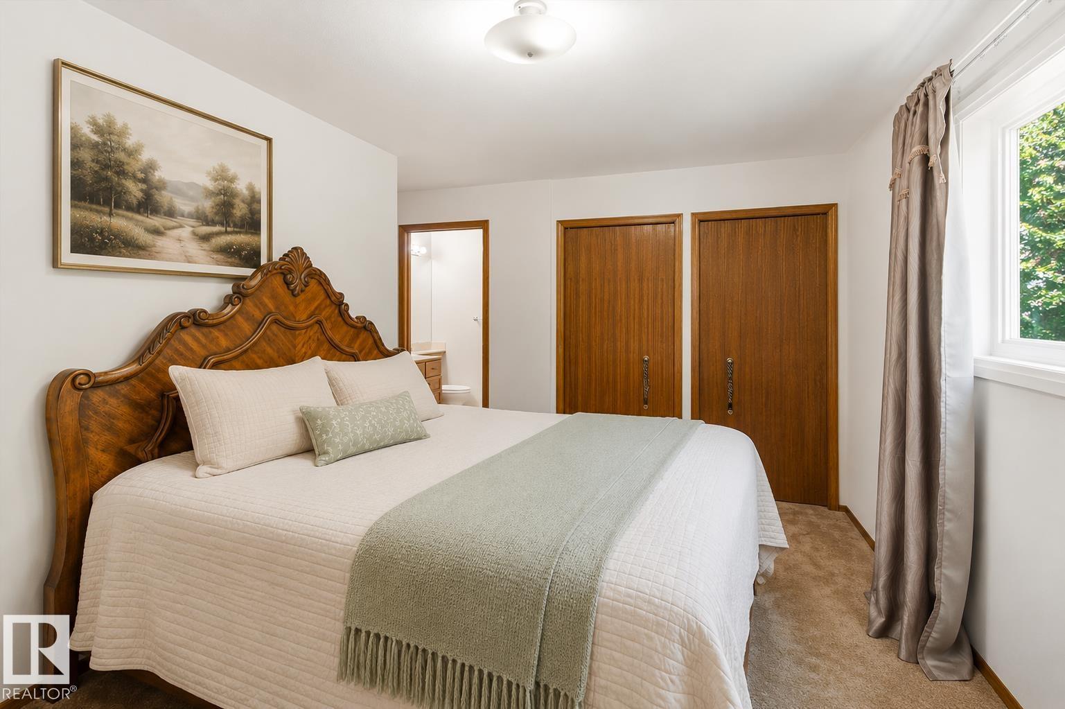 244 NORTHMOUNT DR - 17