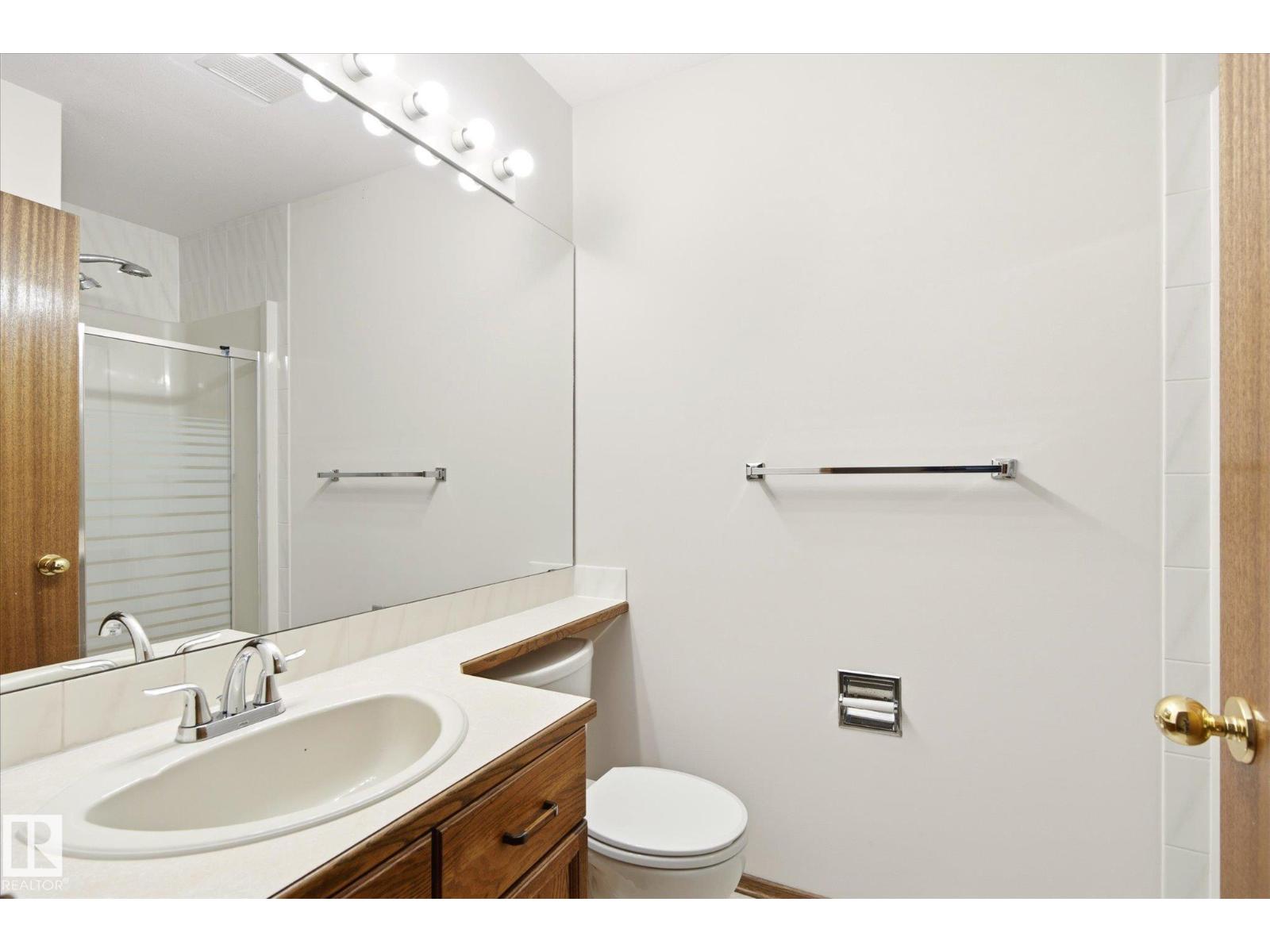 244 NORTHMOUNT DR - 19