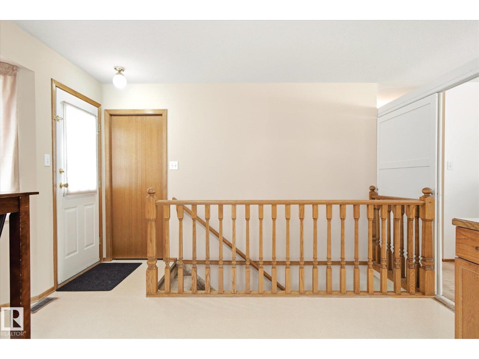 244 NORTHMOUNT DR - 25