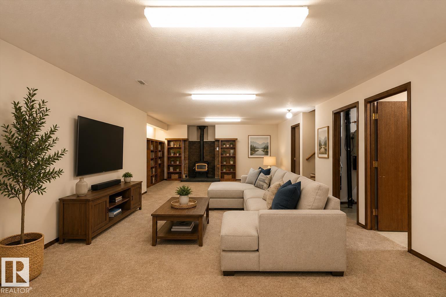 244 NORTHMOUNT DR - 26