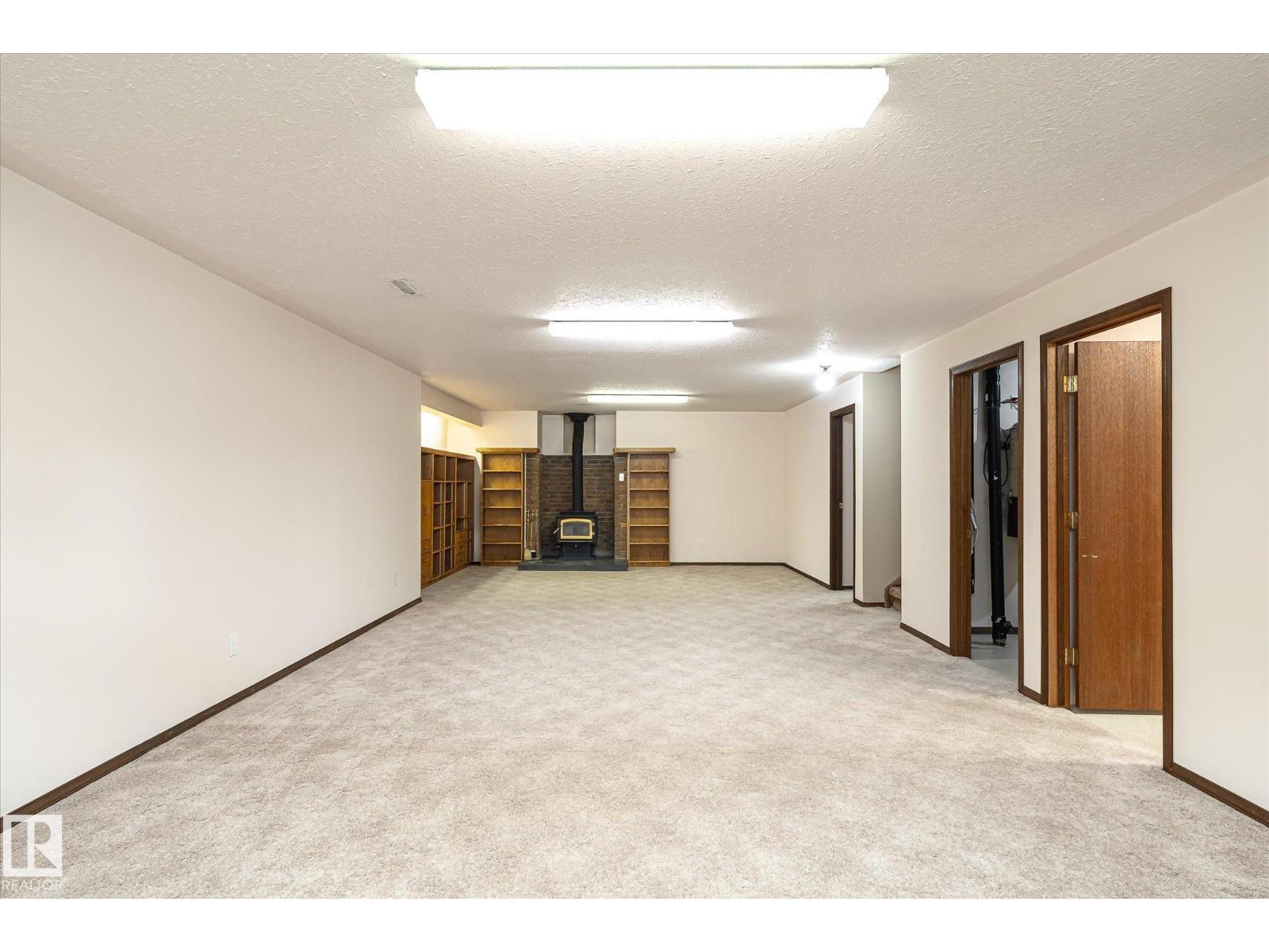 244 NORTHMOUNT DR - 27