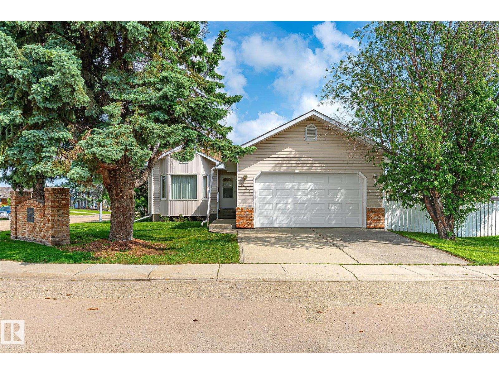 244 NORTHMOUNT DR - 38