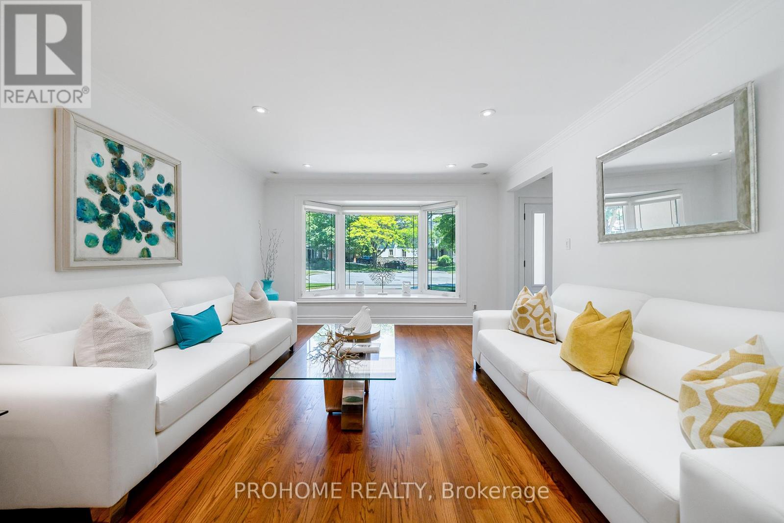 16 TUSCAY COURT - 6