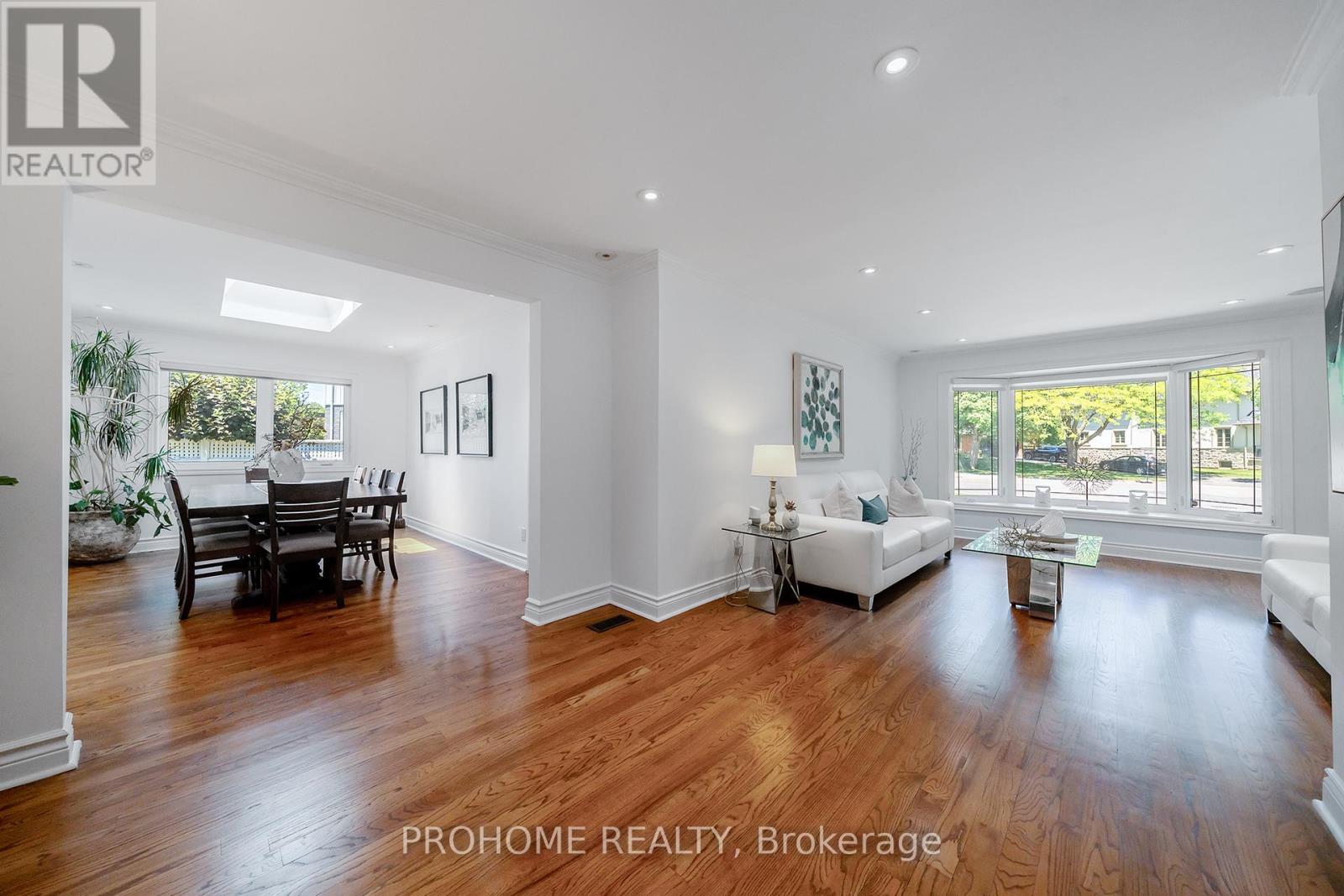 16 TUSCAY COURT - 8
