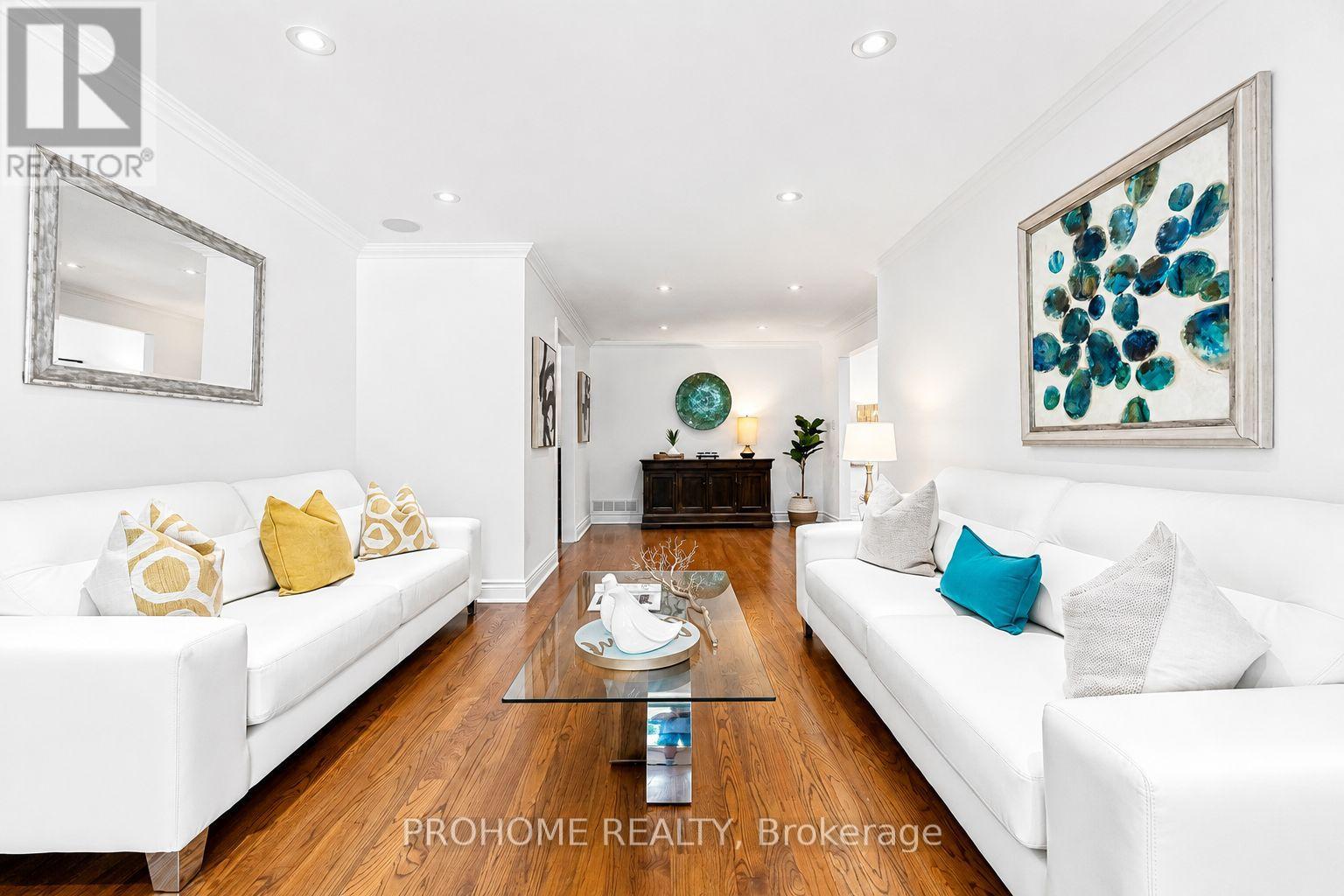16 TUSCAY COURT - 7