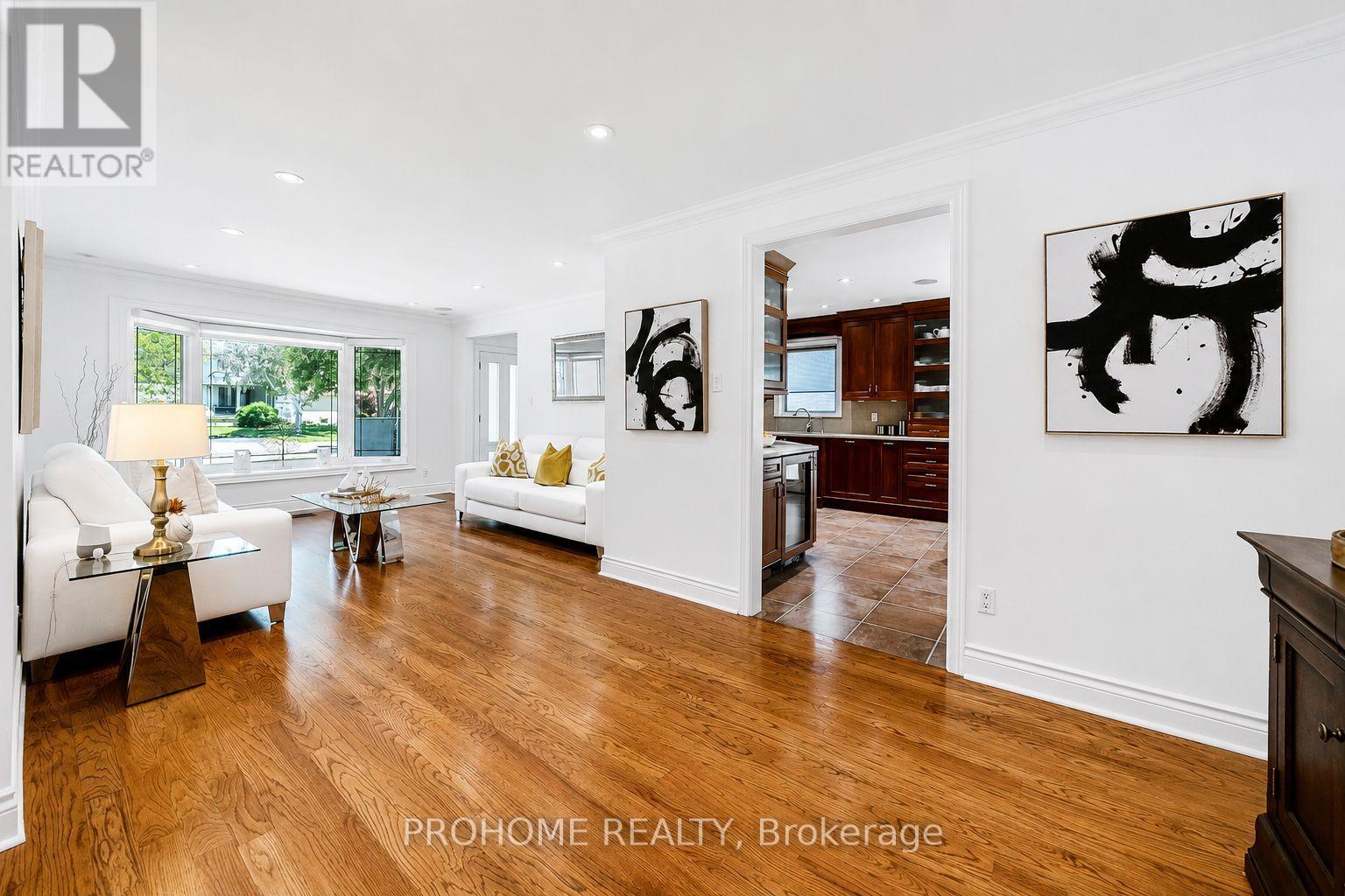 16 TUSCAY COURT - 11
