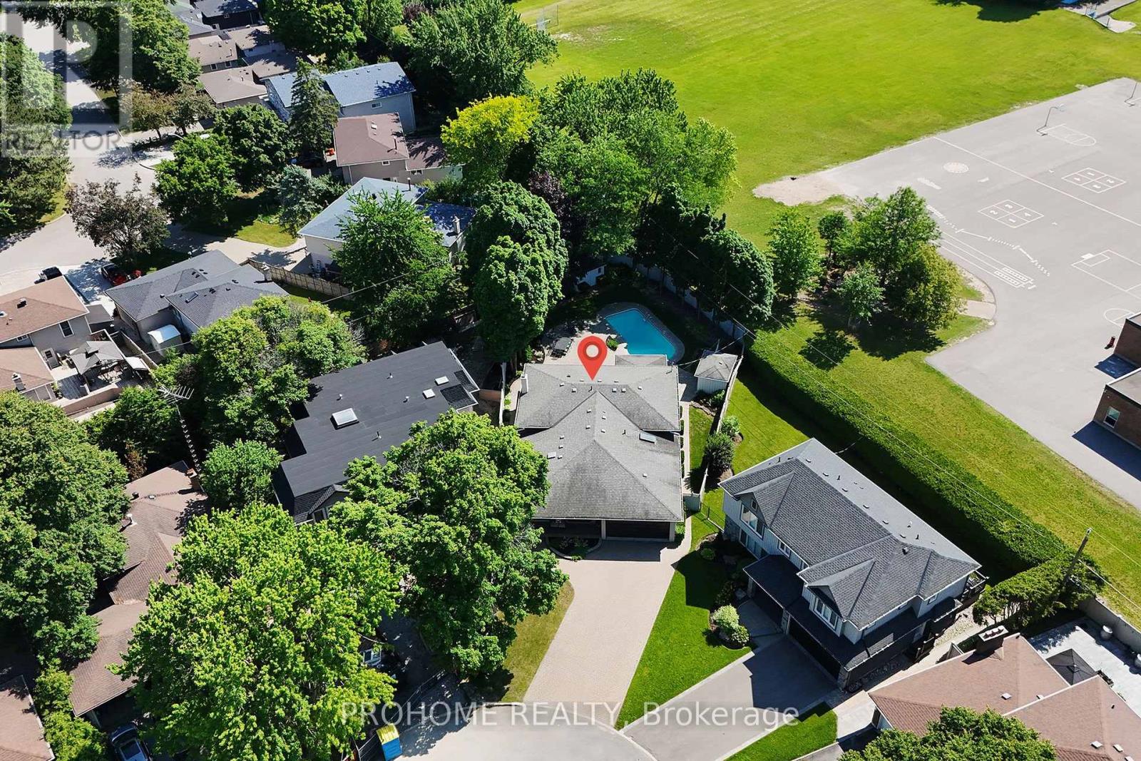 16 TUSCAY COURT - 3
