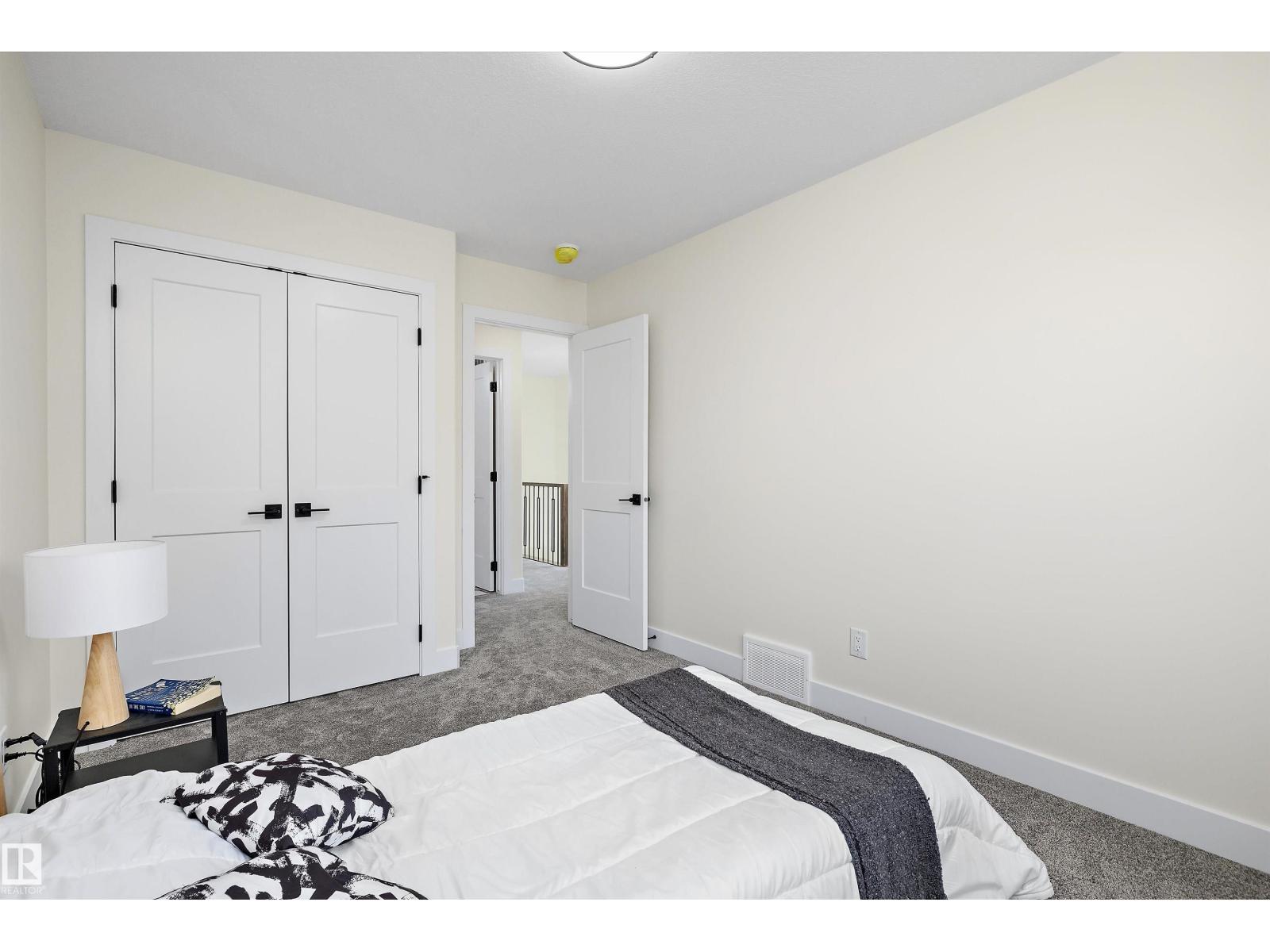 8319 81 AV NW NW - 32