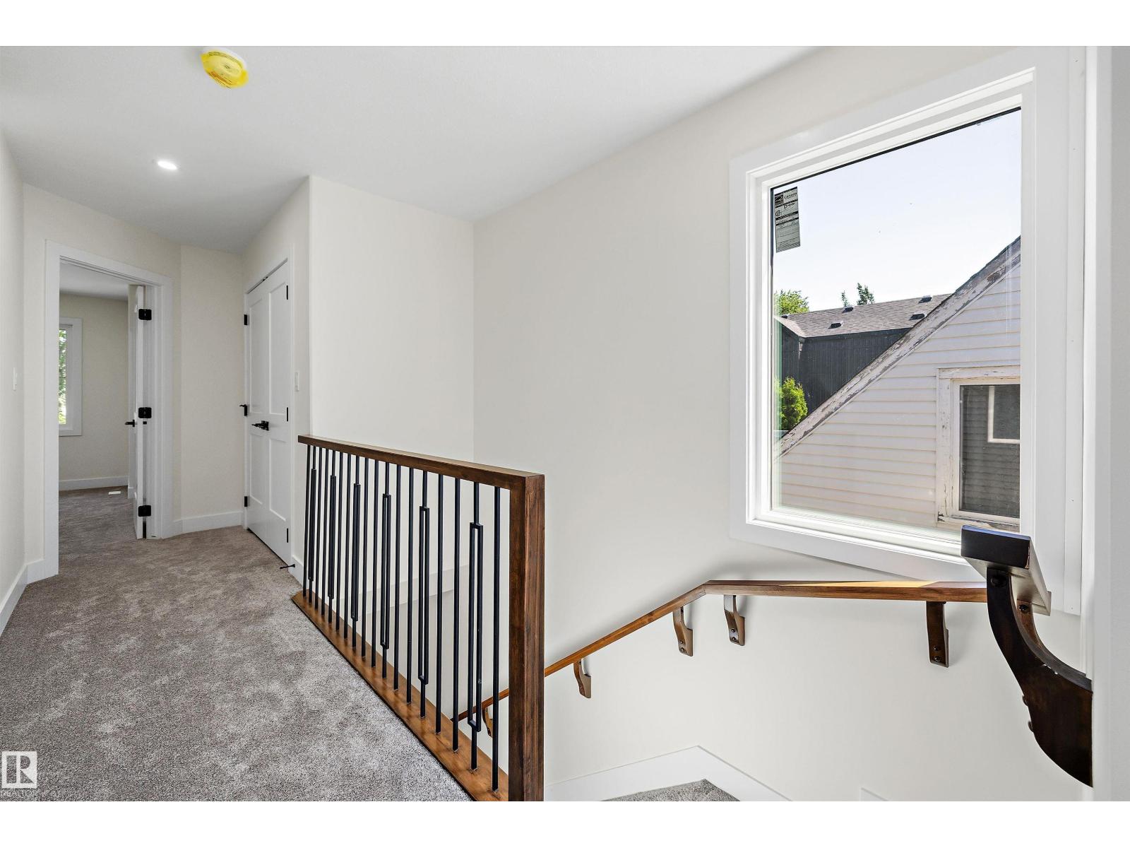 8319 81 AV NW NW - 21