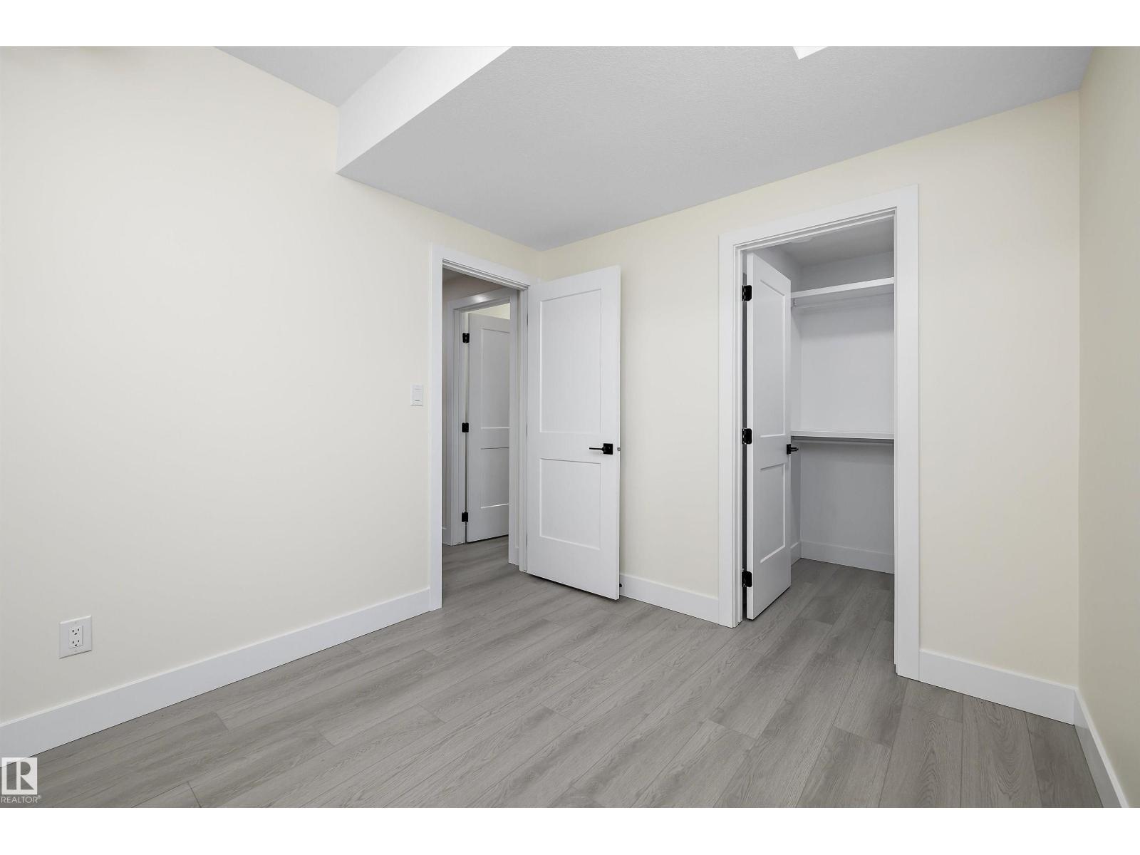 8319 81 AV NW NW - 43