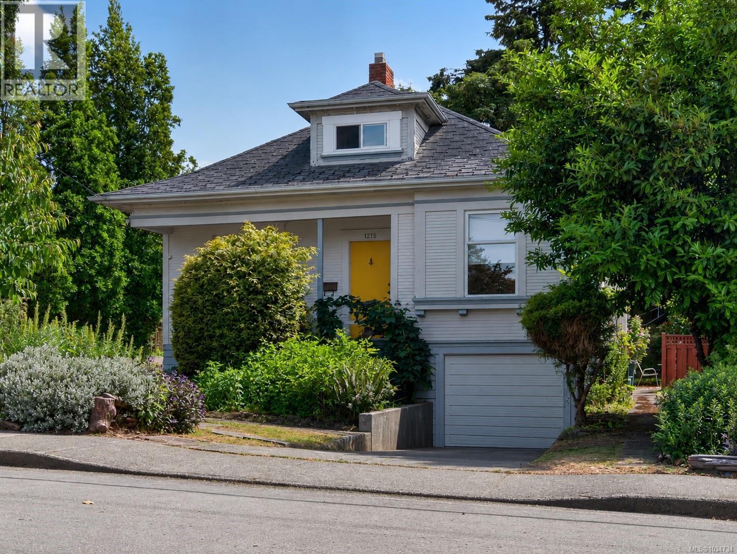 1215 Queens Ave - 5