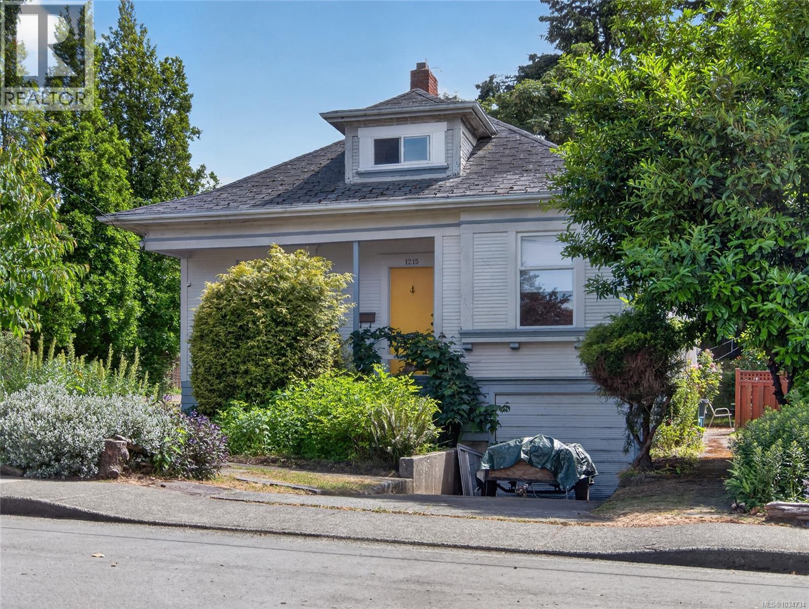 1215 Queens Ave - 39