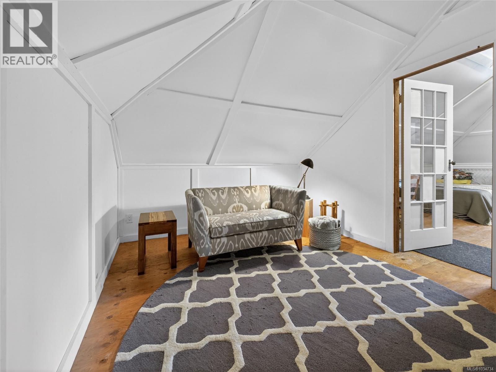 1215 Queens Ave - 28