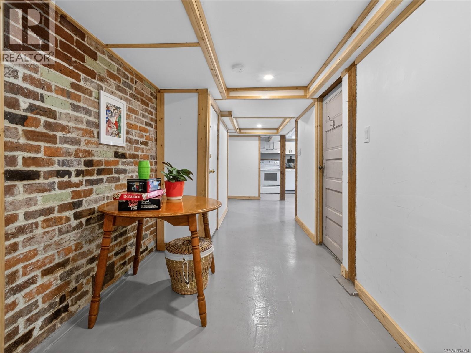 1215 Queens Ave - 37