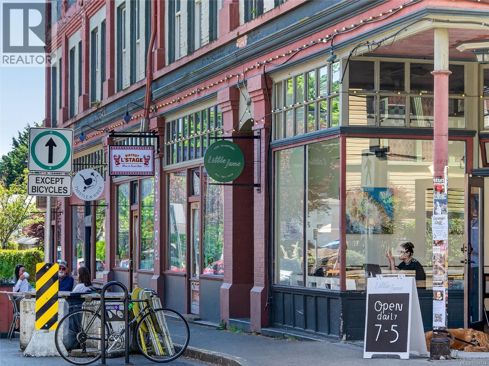 1215 Queens Ave - 56