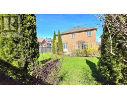 30 O'hara Crescent, Richmond Hill, ON L4E4L3 Photo 42