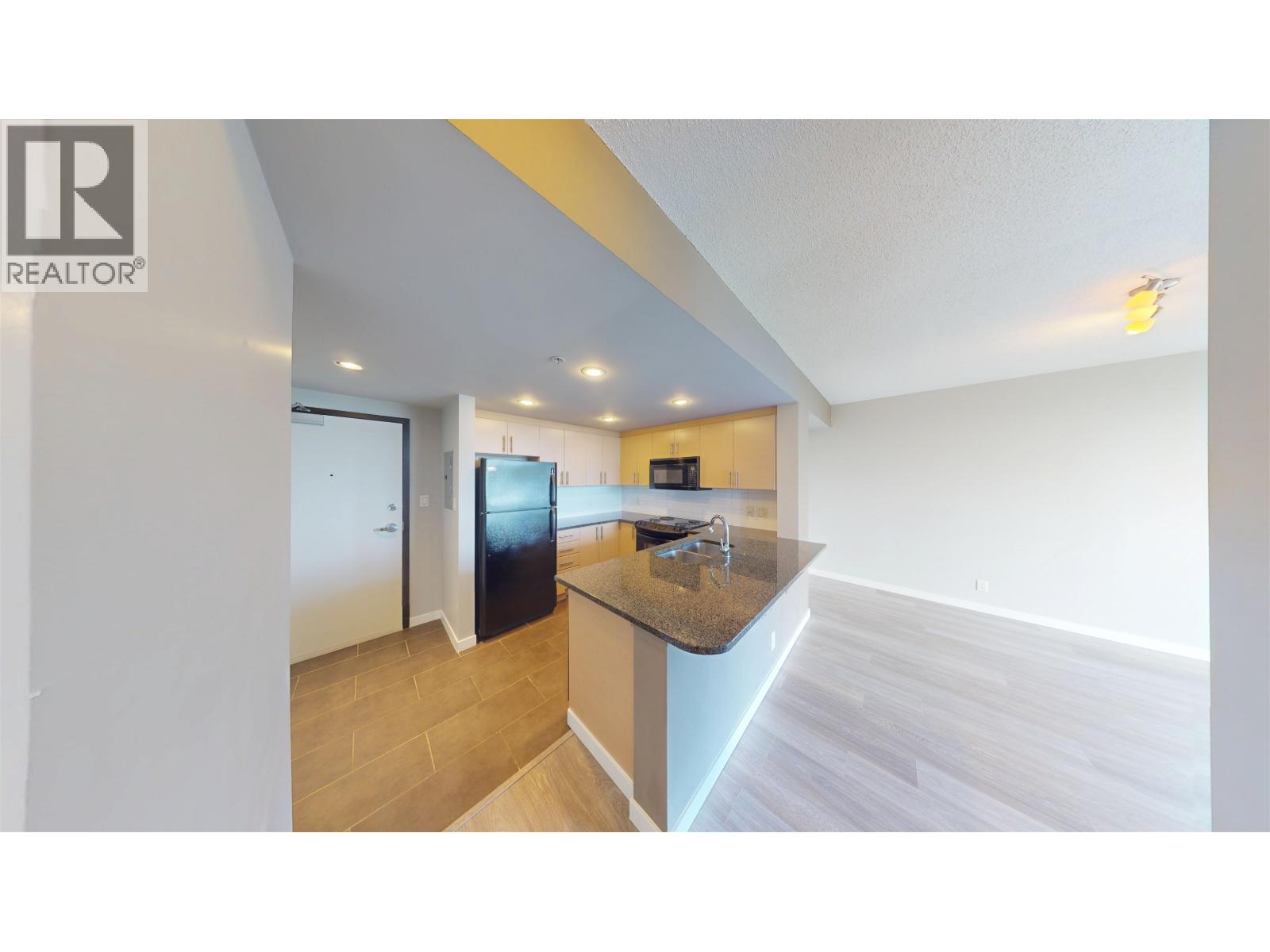 2 Bed, 1 Bath House for Sale in Coquitlam – 1602 575 DELESTRE AVENUE, Coquitlam – MLS# R3142272 - Image 10