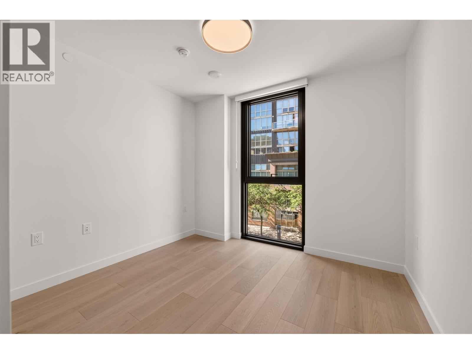 2 Bed, 2 Bath Apartment for Sale in Vancouver – 302 1526 W 6TH AVENUE, Vancouver – MLS# R3142278 - Image 32