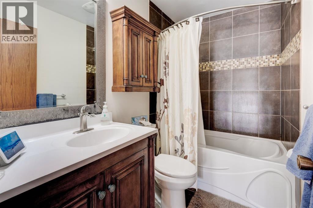 4 Cedargrove Way SW - 19