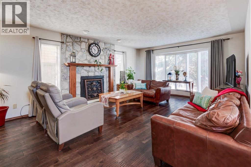 4 Cedargrove Way SW - 4