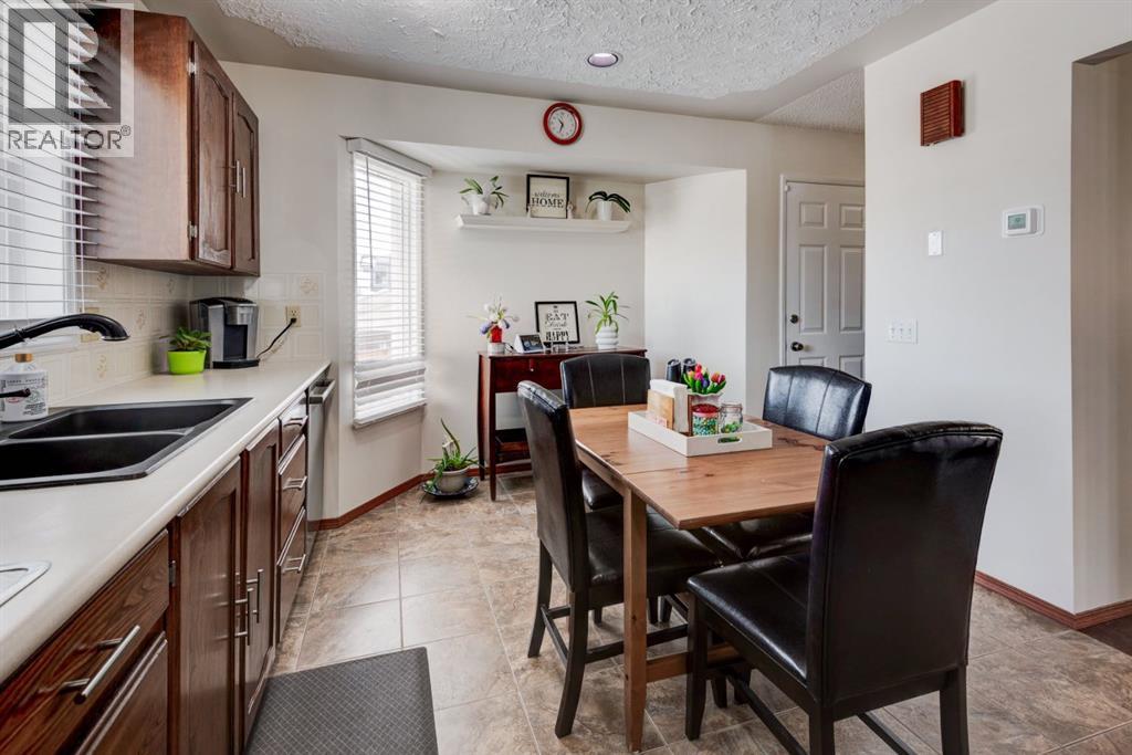 4 Cedargrove Way SW - 10