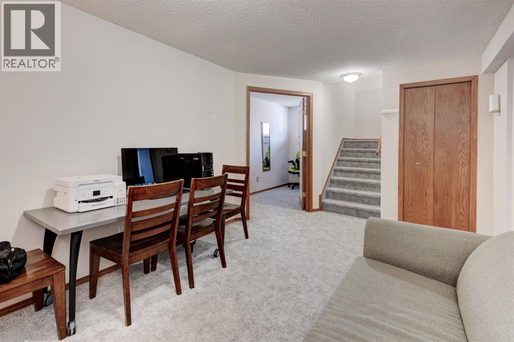 4 Cedargrove Way SW - 20