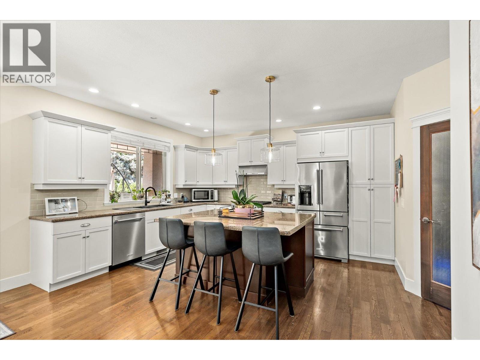 649 QUARRY Avenue - 12