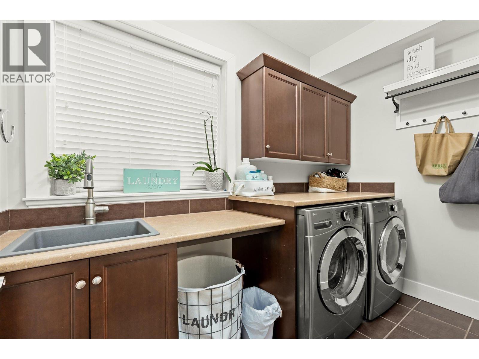649 QUARRY Avenue - 22
